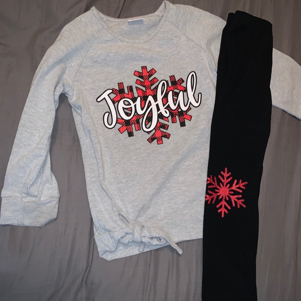 Joyful outfit